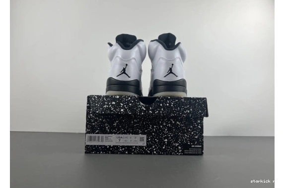 DD0587-110  Retro  Black